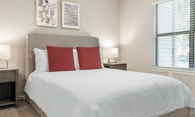 Newberry Apartamento | Landing at Vanguard - 2 Bedrooms in Newberry