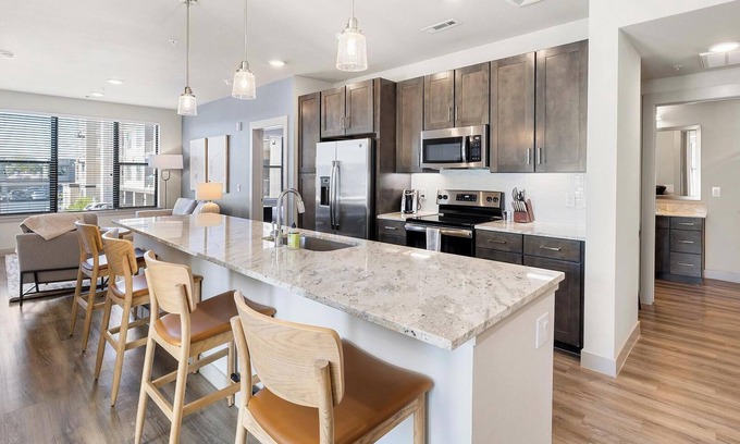Fort Myers Apartamento | Landing at Vantage - 2 Bedrooms in Hancock