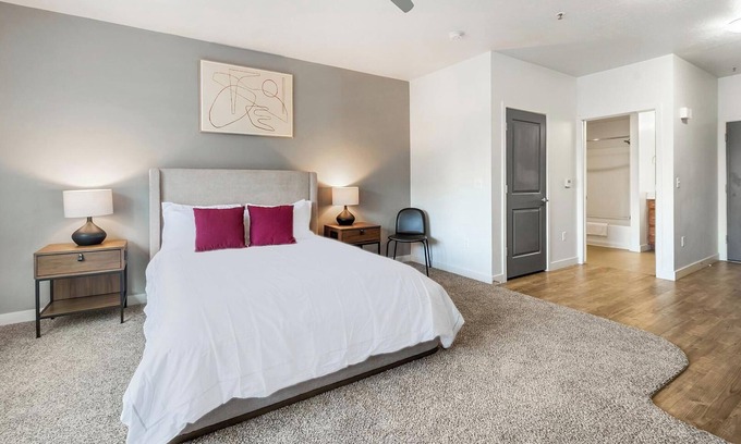 South Salt Lake Apartamento | Landing at VIA Apartments - Studio in Downtown ...
