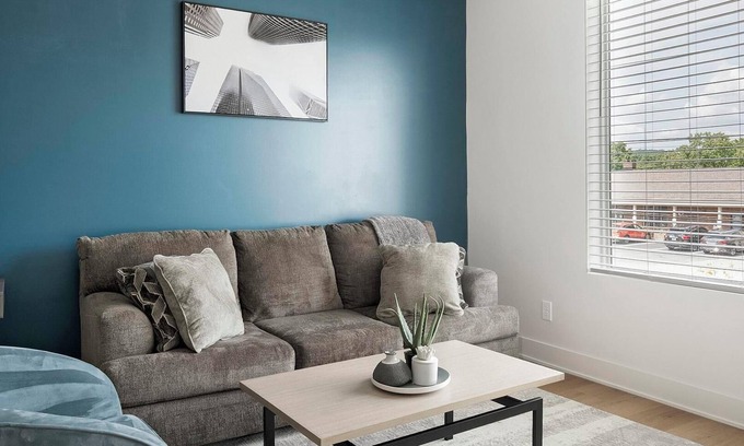Inglewood Apartamento | Landing at The Haysboro - 1 Bedroom in East Nas...