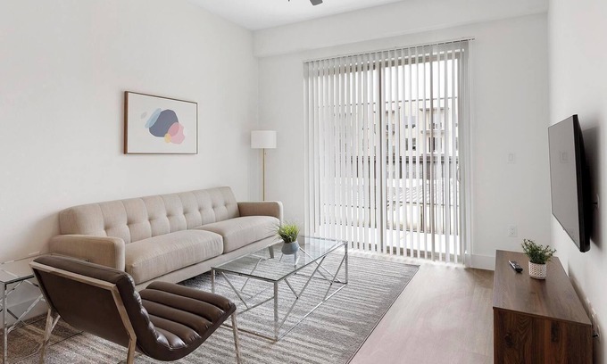 Denton Apartamento | Landing | Beautiful 2BD in Denton