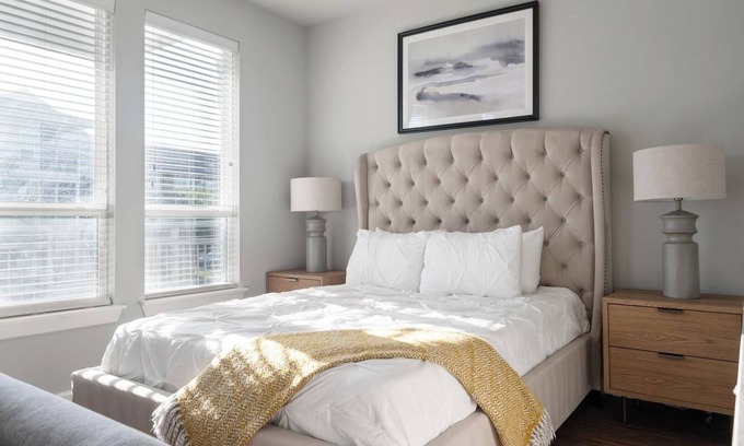 Buda Apartamento | Landing at The Green at Plum Creek - Studio in ...