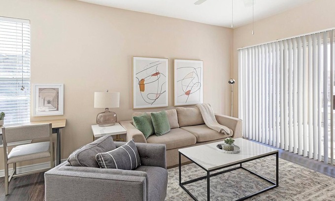 Fort Worth Apartamento | Landing | Incredible 1BD, Rooftop Lounge, Gym
