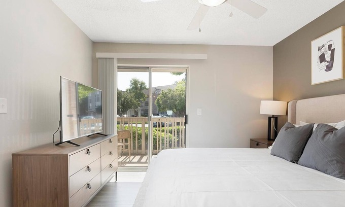 Denton Apartamento | Landing | Incredible 1BD in Denton