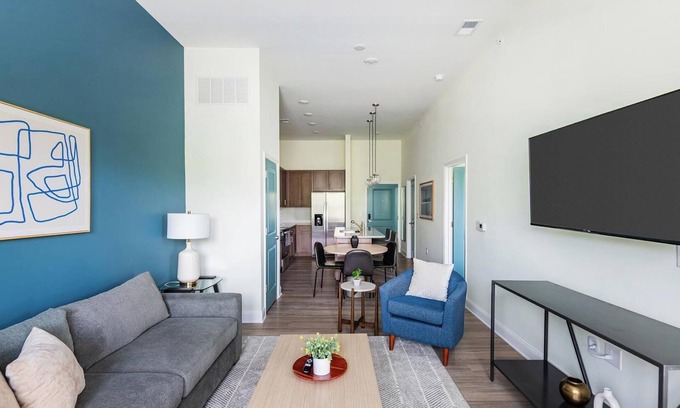 Wilmington Apartamento | Landing | Stunning 1BD, Clubhouse, Pool