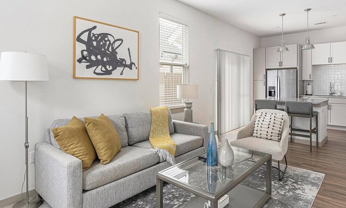 Fort Worth Apartamento | Landing | Incredible 1BD, Yoga Studio, Gym
