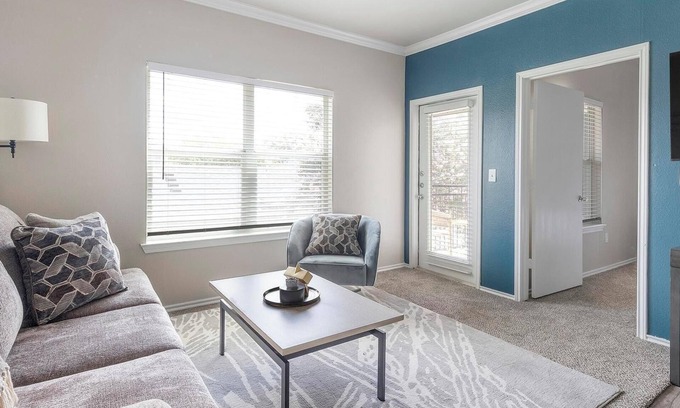 Pipers Meadow Apartamento | Landing | Stylish 1BD, Gym, Clubhouse