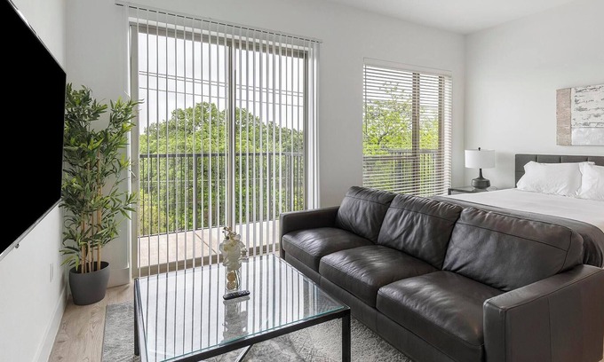Denton Apartamento | Landing | Stylish 2BD in Denton