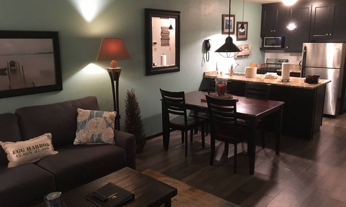 Egg Harbor Condominio | Landmark 2-King camas, 2 baños fuera de temporada 3 noches por el precio de 2