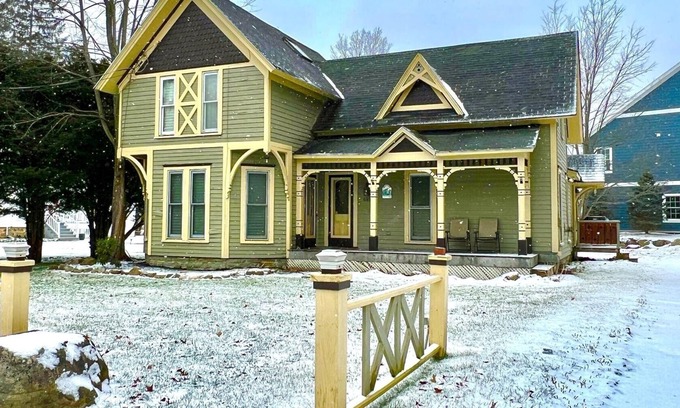 Ellicottville Casa | Landmark House 5 Bedroom Home by Redawning