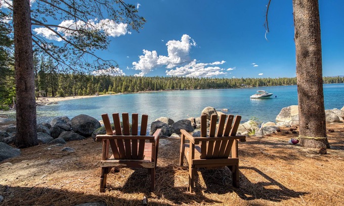 Meeks Bay Casa | Lands End at Meeks Bay by Tahoe Getaways - Pet Friendly Monthly Lease