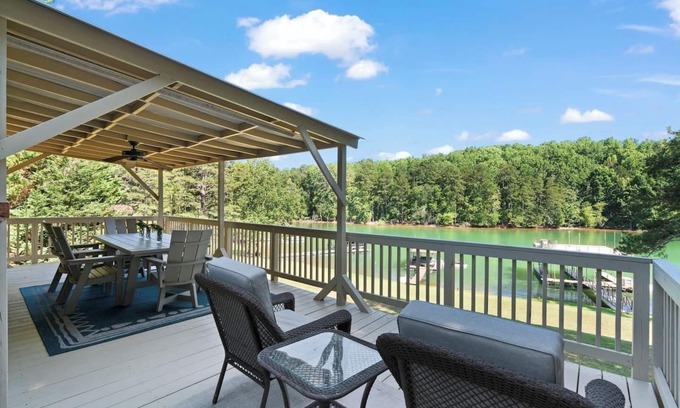 Cumming Casa | Lanier Lake House 30+ nights