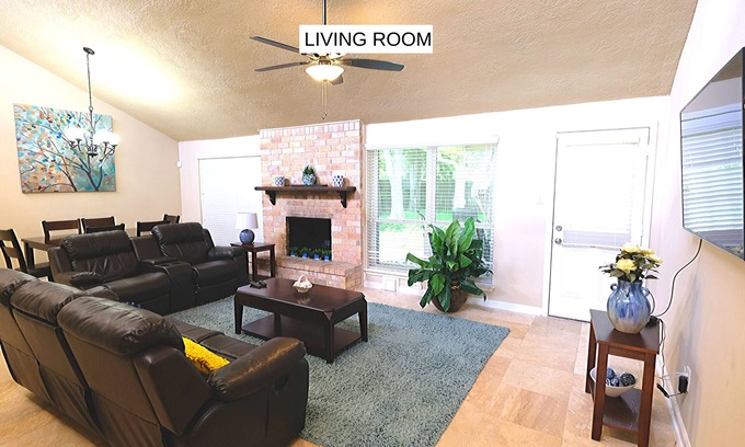 Pecan Grove Casa | Lansdowne DR · Richmond, Sugarland, Rosenburg, Katy West Houston