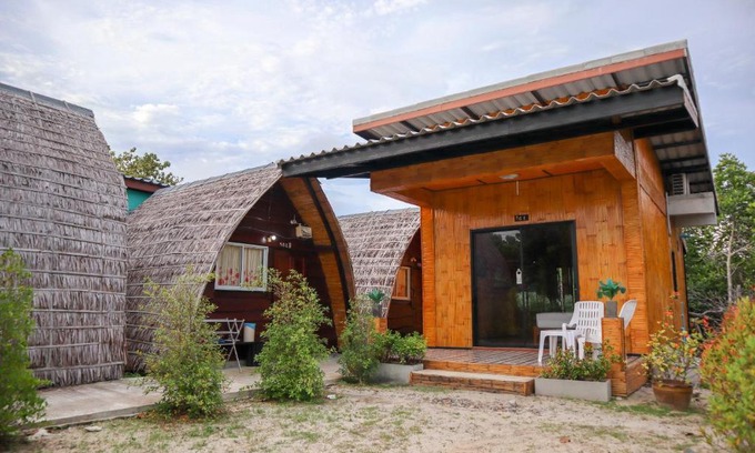 Ko Lanta Hotel | Lanta Wild Beach Resort