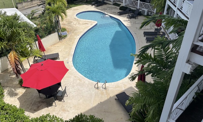 Weston Apartamento | Lantana Barbados 3 Bedroom, 2 Bathroom with beautiful sea views.