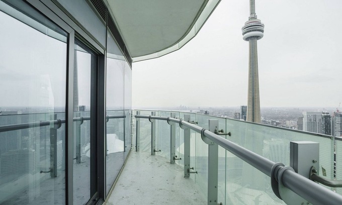Downtown Toronto Hotel | Lanterra Downtown