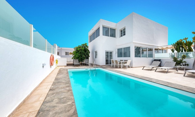 Playa Blanca Chalet De Esquí | Lanzarote 2-piscina privada, barbacoa, aire acondicionado