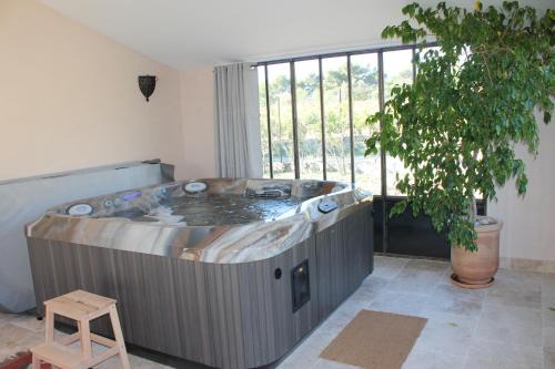 La Motte-dʼAigues Casa | Lapauline FR5BZEVA