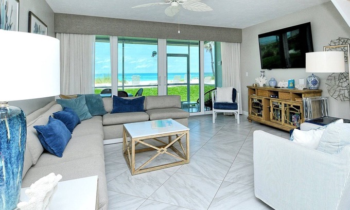 Longboat Key Condominio | LaPlaya 108B-Dream views of the Gulf from your private balcony or screened lanai just steps from the beach.