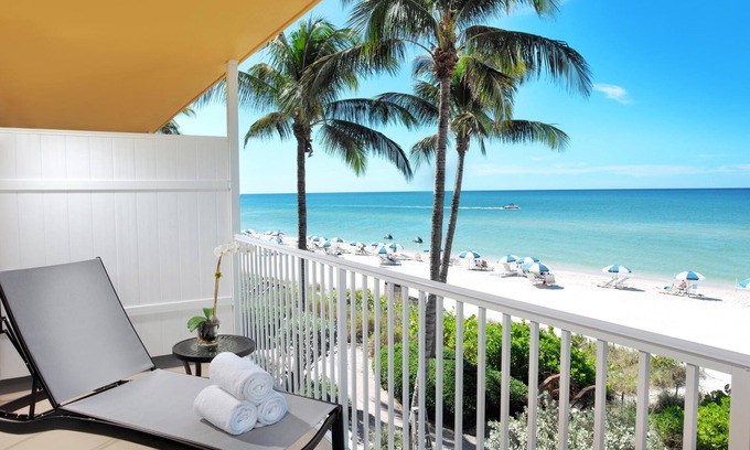 Vanderbilt Beach Complejo | LaPlaya Beach & Golf Resort - A Noble House Resort