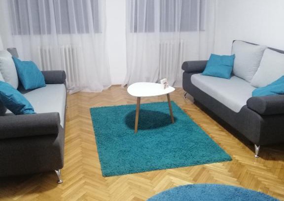 Uzice Apartamento | LARA