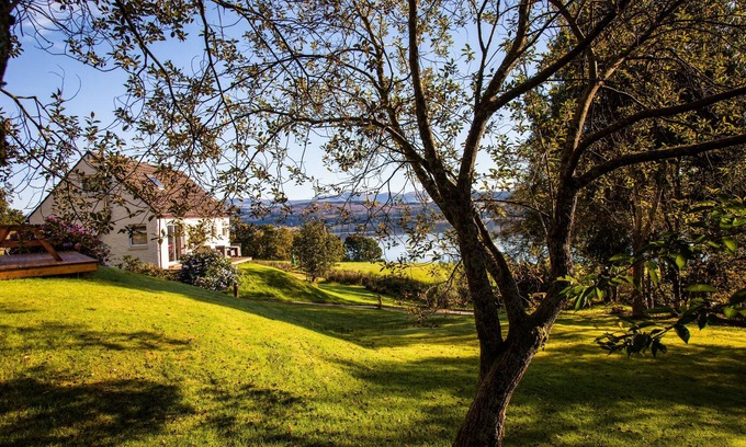 Kilmun Cabaña | Larch Cottage, ubicación en el campo cerca de Dunoon, admite mascotas para 6 personas, visita Escocia 4 estrellas