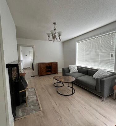 West Side Casa | Larch House in Vancouver West