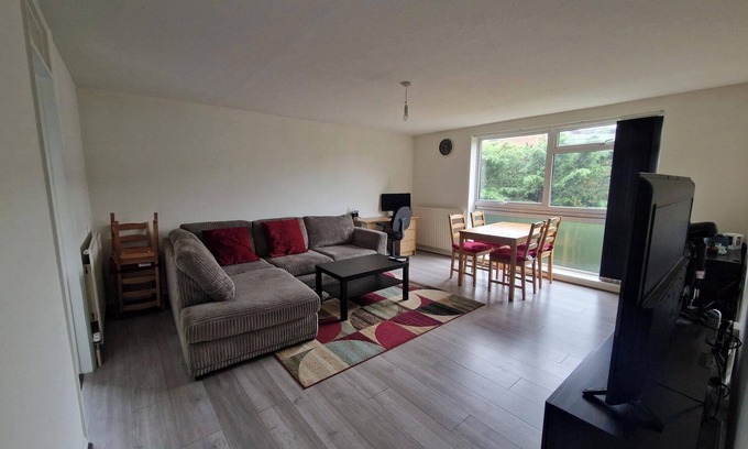 Purley Apartamento | Large 1 bed flat in Purley, close to train station