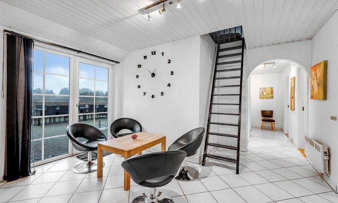 Lodbjerg Hede Cabaña | Large 14-person pool house - 1004