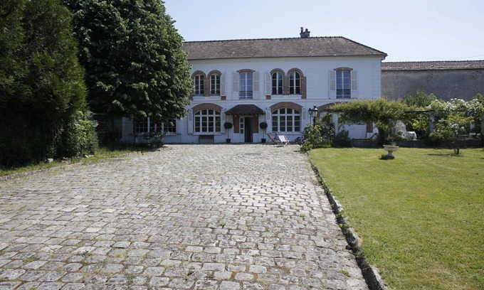 Vulaines-sur-Seine Casa | Gran casa de carácter del siglo XIX.
