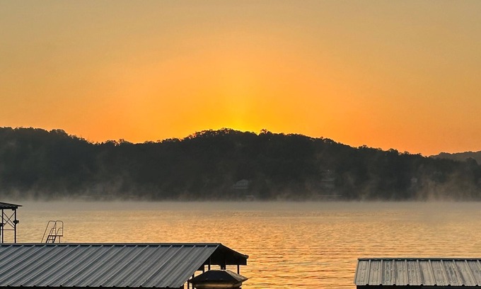 Gibson Point Casa | Large 2 bedroom, 2 bath cabin on the water sleeps 6.