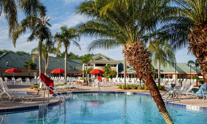 Florida Central Atlantic Coast Complejo | Large 3BR Unit with 2 Kitchens - 5 Minutes From Animal Kingdom - Avail Dec 19-26