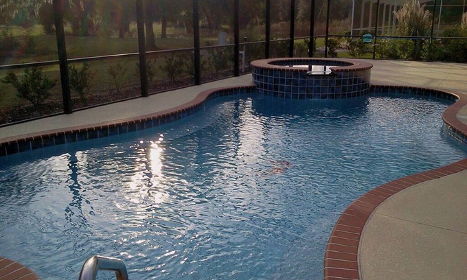 Inverness Villa | Gran villa de 4 dormitorios con piscina y jacuzzi