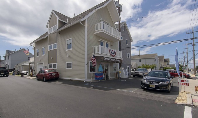 Ocean Beach III Casa | Large 4BR Lavalette Beach House Less Than 1 Block to Beach