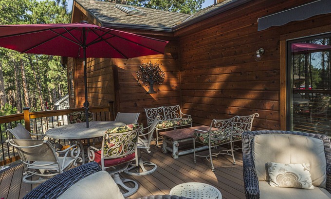 Woodmoor Casa | Large 6 Bedroom home at end of Cul-de-Sac