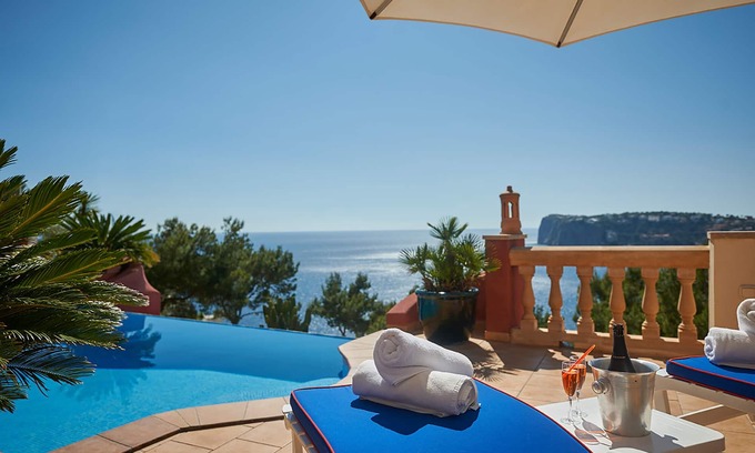 Port d'Andraitx Casa | Amplio apartamento en Mallorca con piscina privada y vistas al mar.