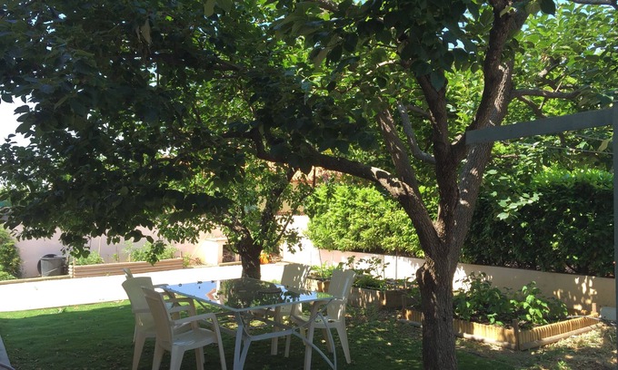 Rivesaltes Villa | Gran villa con aire acondicionado para el verano.