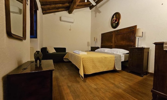 Castel d'Arno Apartamento | Gran y hermoso piso con vistas en casa de campo con piscina capacidad para 12 personas