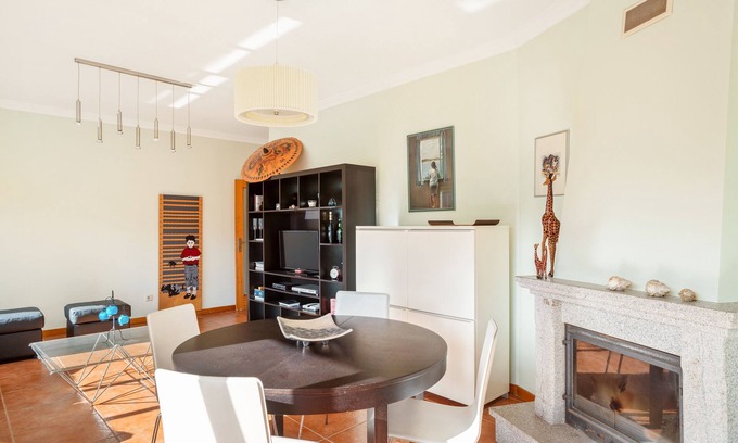 Madalena Apartamento | Large and Bright Apartment cerca de la playa