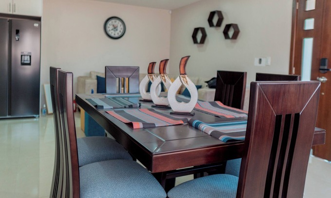 Cuenca Apartamento | Large and Elegant 3 Bedroom Apartment