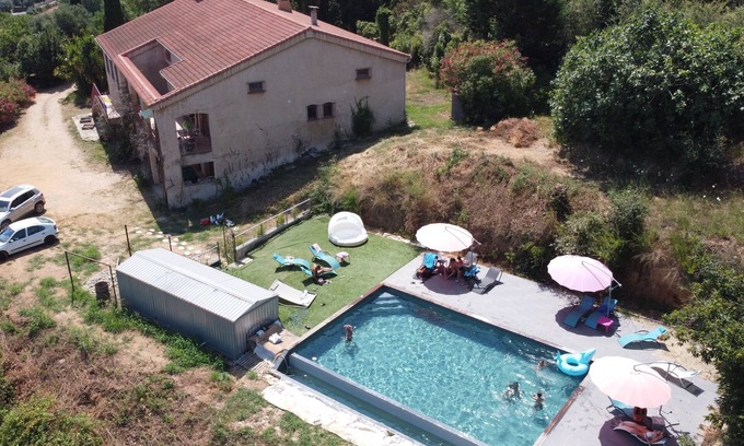 Castellare-di-Casinca Apartamento | Amplio apartamento, vistas al mar.