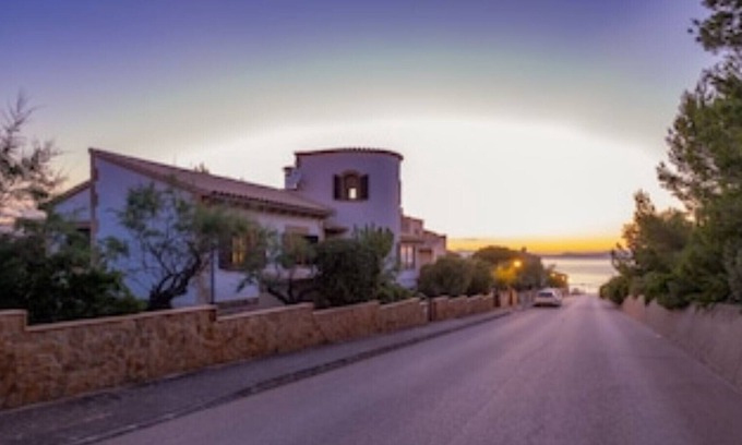 Urbanizacion Mont Ferrutx Apartamento | Large apartment in a villa by the sea (Sa Vinya II)