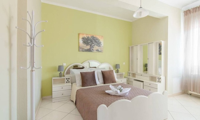 Megalos Prinos Apartamento | Large apartment with Sea & Mountain View