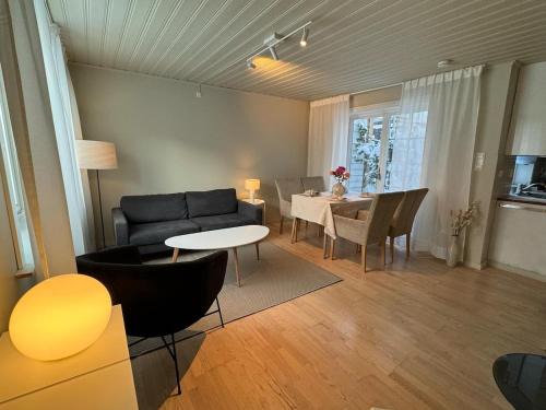 Bergenhus Apartamento | Large apartment 1 kilometer to Bryggen
