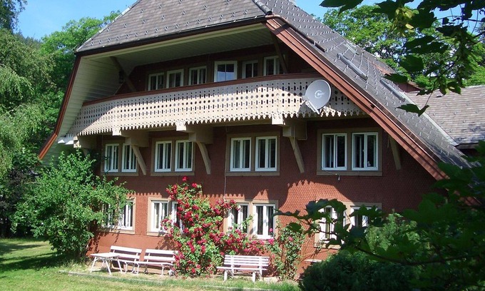 St. Blasien Apartamento | Amplio apartamento en una casa de la Selva Negra a los pies del Feldberg