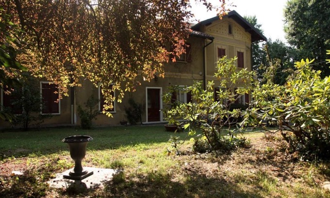 Capolago Apartamento | Amplio apartamento en villa con parque en Varese - Centro, lago, hospitales 10'