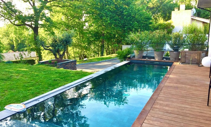 Seilh Villa | Large architect-designed villa Toulouse Ouest