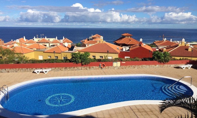 Puerto de la Cruz Apartamento | Amplio apartamento de playa en Puerto de la Cruz, con terrazas, excelentes vistas, piscina.