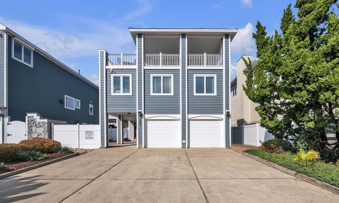 Croatan Beach Casa | Gran casa de lujo al otro lado de la calle frente al mar en Virginia Beach