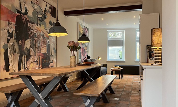 Friedrichstadt Casa | Large canal house - Simmerdeis on the canal